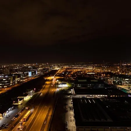 In The Sky - West 65 Tower Белград