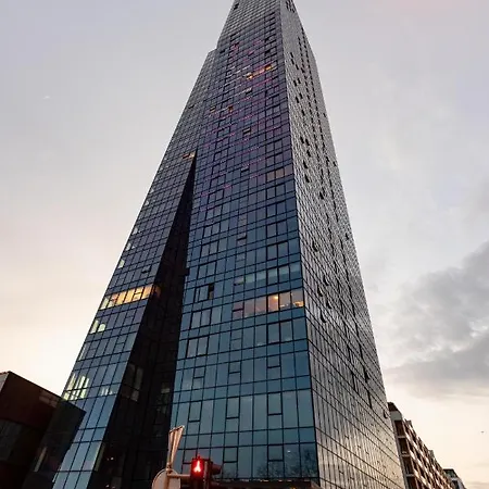 Апартаменты In The Sky - West 65 Tower Белград