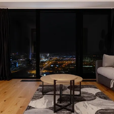 In The Sky - West 65 Tower Апартаменты